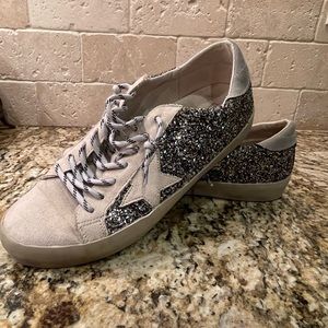ShuShop Perry Glitter Sneaker 6.5